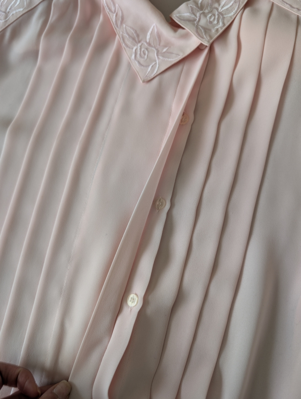 Vintage 80s Blush Pink Chiffon Pleated Floral Embroidery Collar Blouse Sz 14 XL image 5